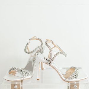 Badgley Mischka Galia White Satin Women's 8.5 Crystal Stiletto Sandals